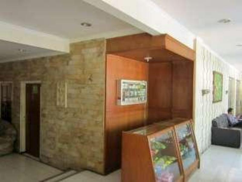 Mutiara Hotel Malang Buitenkant foto
